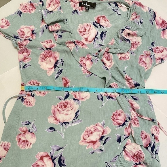 Lulu's Gardenia Floral Print Wrap Dress SIze M - Picture 14 of 16